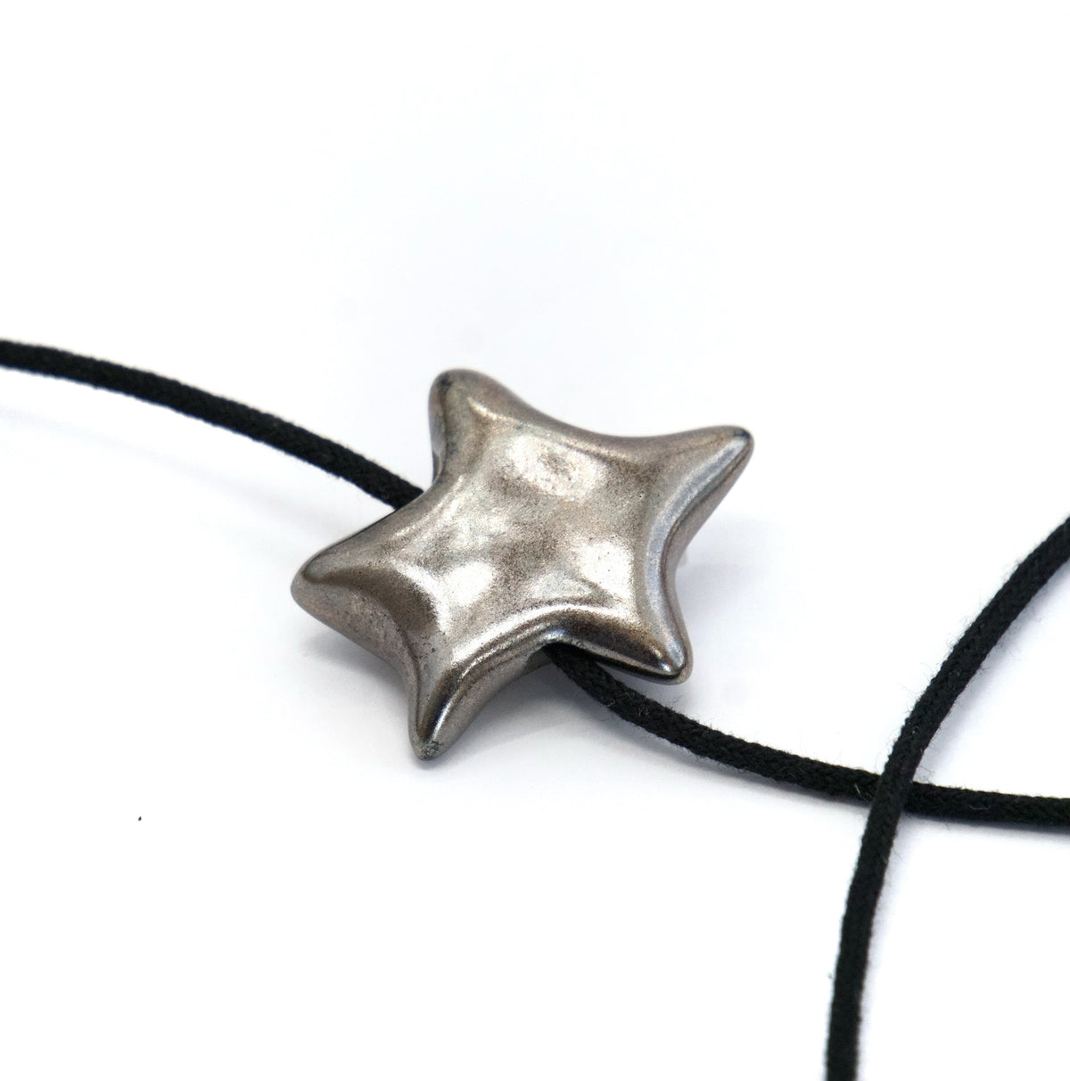 Charm din ceramică – Stea Gri metalic | Ecluze Studio