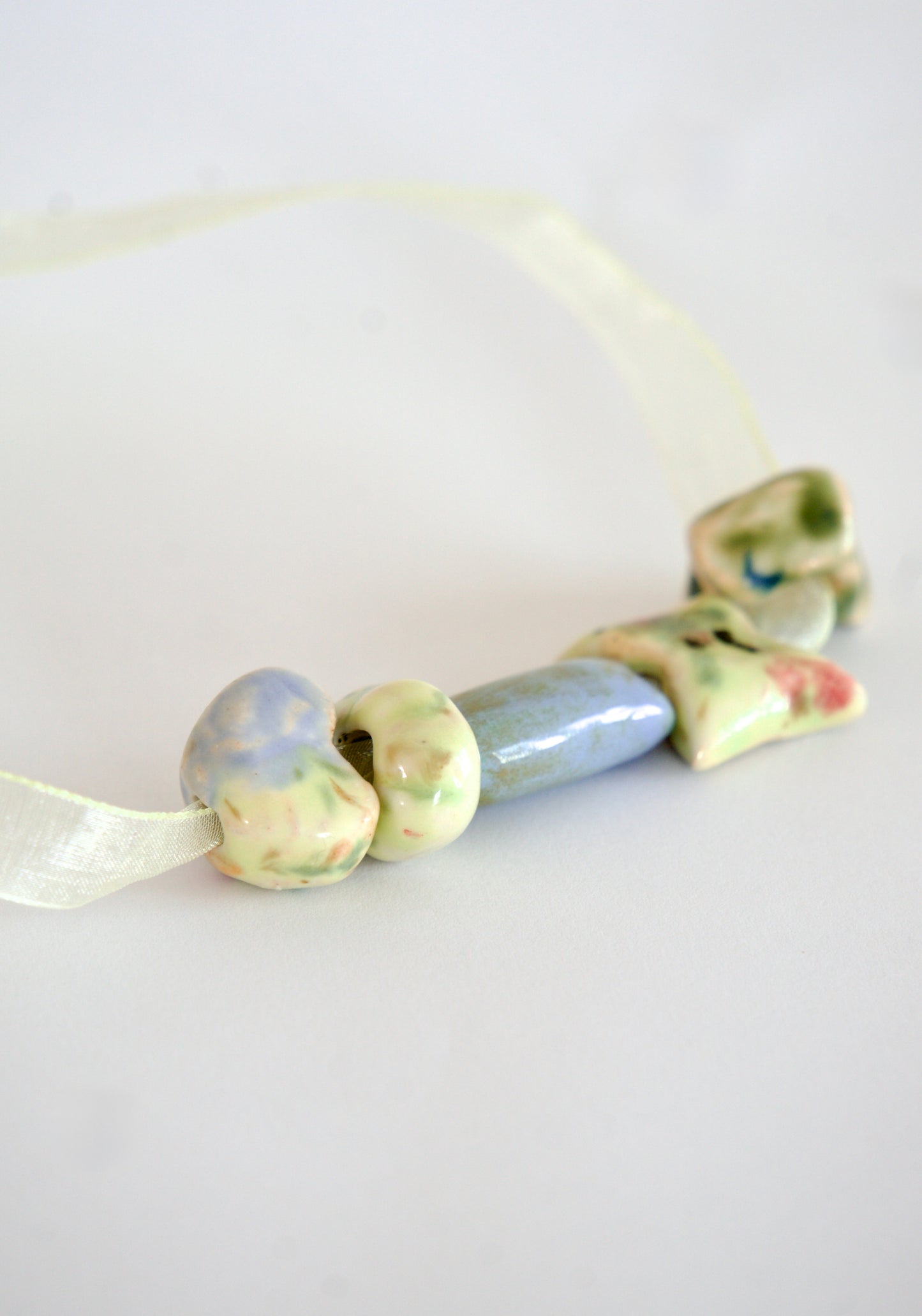 Colier cu mărgele din ceramică | Ecluze Studio