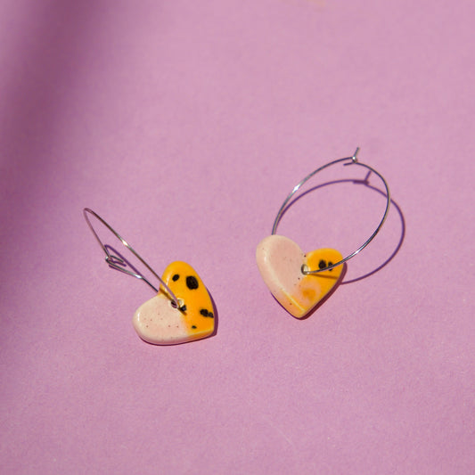 Cercei inimioare oranj din ceramică | Ecluze Studio
