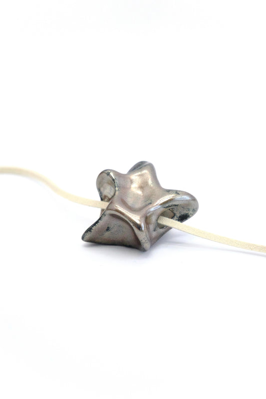 Charm din ceramică – Stea Gri metalic | Ecluze Studio