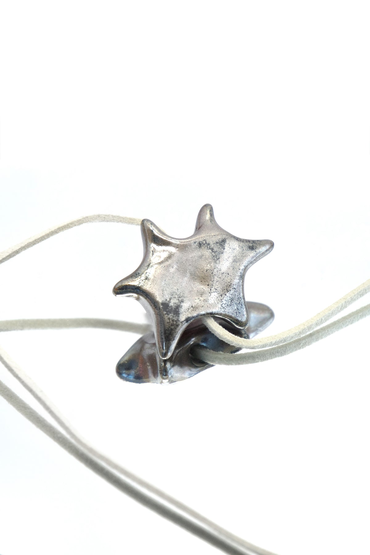 Charm din ceramică – Stea Gri metalic | Ecluze Studio