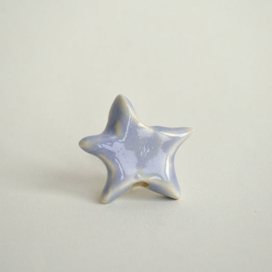 Charm din ceramică – Stea Mov Pastel cu șnur suede bej | Ecluze Studio